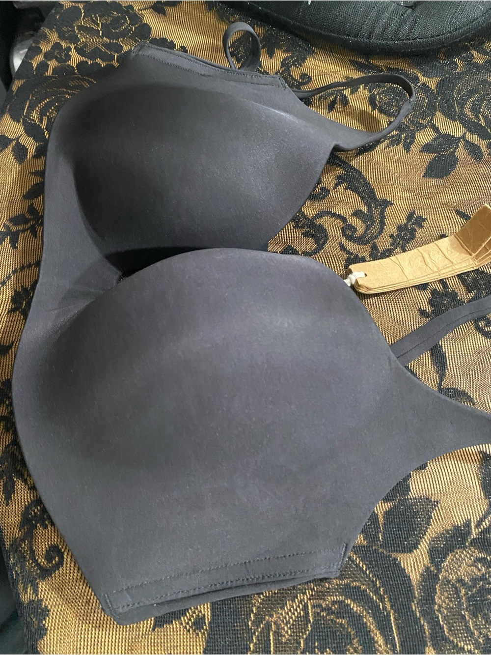 SKIMS Black Seamless Molded Cup Bra